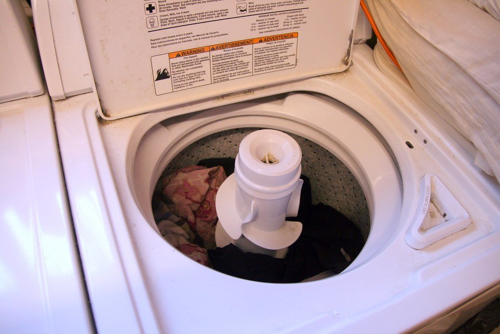 how to wash activewear